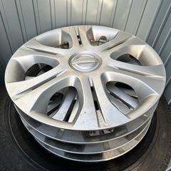 2代目NOTE用スタッドレスタイヤ、ホイール、ホイールキャップの画像