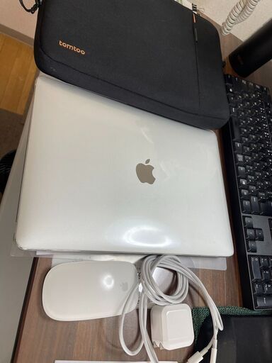 マックブックエアー Retina　13インチ　256GB　スペースグレイ