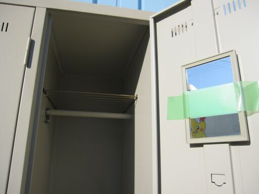 3人用ロッカー　鍵あり　生興製　ニューグレー　　　