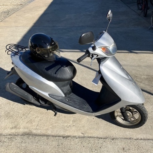 ディオ　AF68　セルでエンジンかかり好調です　ヘルメット付き