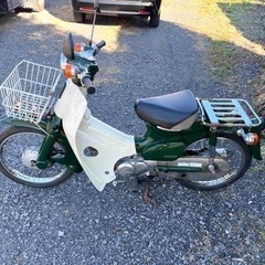 698. 動画あり　ホンダ　スーパーカブ50 低走行　原付　バイク　50cc   車体の画像