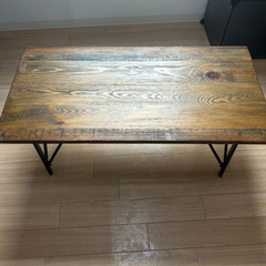 アンティーク風　ローテーブルの画像