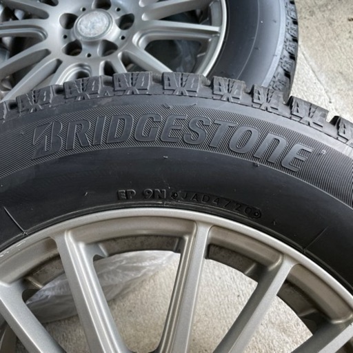ブリヂストン　195/65R15 910 スタッドレスタイヤ4本セット