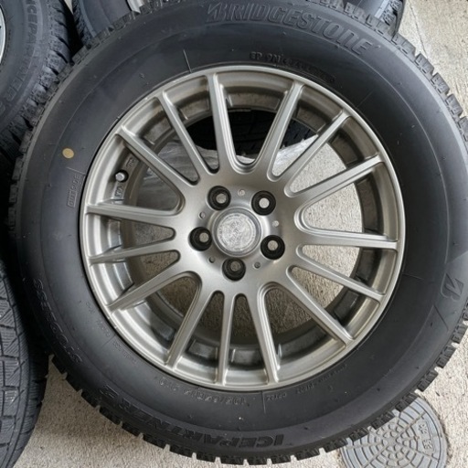 ブリヂストン　195/65R15 910 スタッドレスタイヤ4本セット