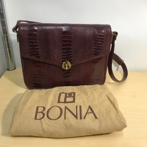 O2312-137 BONITA ショルダーバッグ レザー キズ汚れ有り