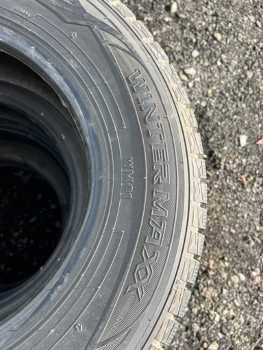 タイヤ　DUNLOP  WINTER MAXX  WM01 165/80  R13   2016年製