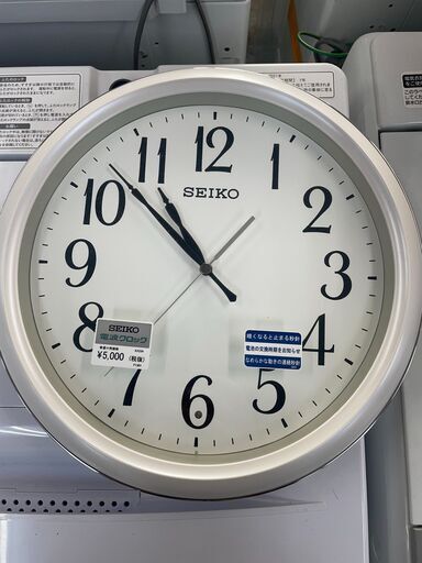 リサイクルショップどりーむ荒田店 No9195 掛時計　SEIKO　KX234W　電波クロック　直径３０ｃｍ　美品　定価５５００円