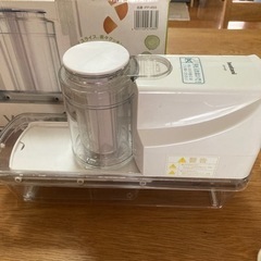 イワタニ　あっとスライス　電動ベジタブルスライサーの画像