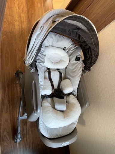 コンビ　電動バウンサー　ネムリラAUTO SWING BEDi EG