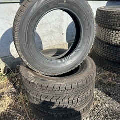 BRIDGESTONE  ブリヂストン　BLIZZAK VRX  スタッドレス　4本　タイヤのみ