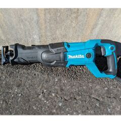 レシプロソー　　マキタ　JR3061T　プロ系【ほぼ新品】