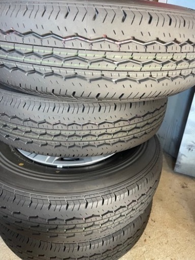 ハイエース　純正新車外し
