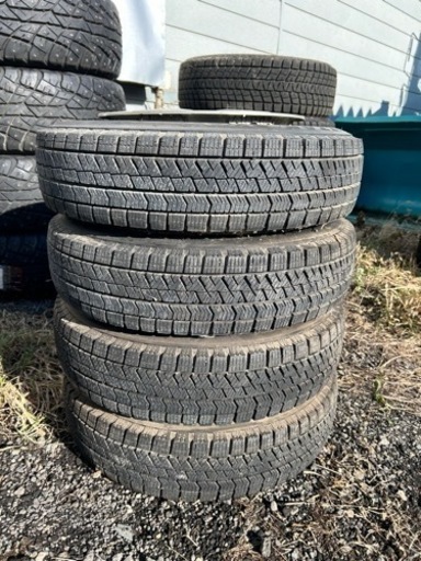 BRIDGESTONE ブリヂストン　BLIZZAK VRX2  スタッドレス　4本　スチールホイール付き