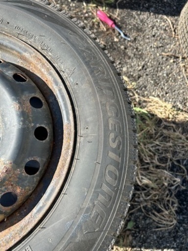 BRIDGESTONE ブリヂストン　BLIZZAK VRX2  スタッドレス　4本　スチールホイール付き