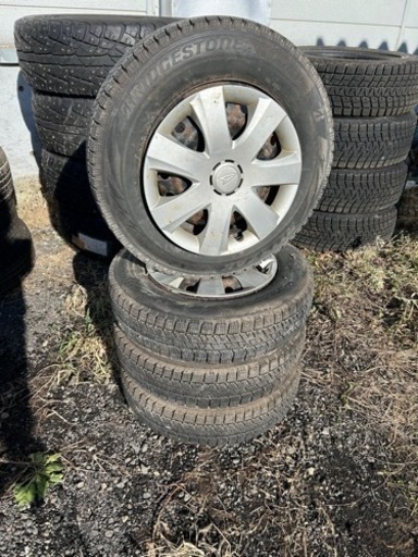 BRIDGESTONE ブリヂストン　BLIZZAK VRX2  スタッドレス　4本　スチールホイール付き