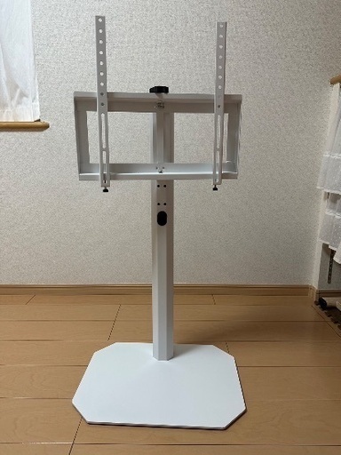 【ニトリ】首振り壁寄せテレビスタンド ロータイプ（OTG WH）