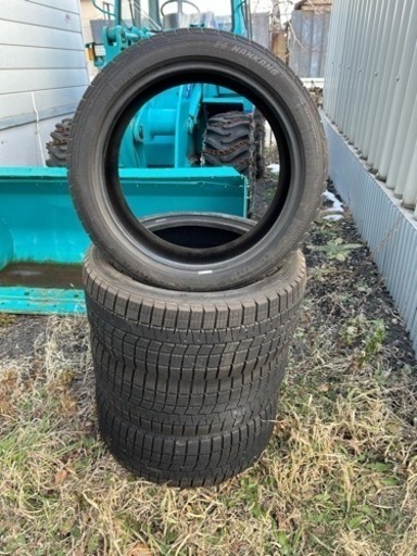 タイヤ　NANKANG  CORSAFA 245/40  R18  2019年製　スタッドレス　4本