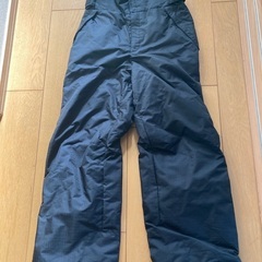 130〜150cm男子スキーウェアの画像