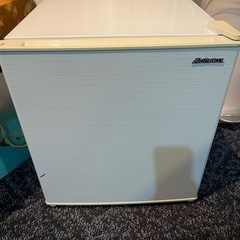 冷蔵庫2021年製の画像