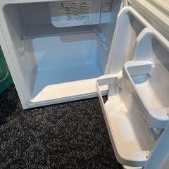 冷蔵庫2021年製の画像