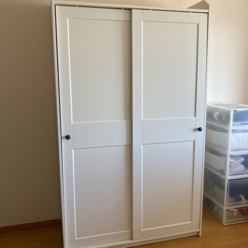 IKEA イケア　ワードローブ　ハウガ　引き戸　ホワイト
