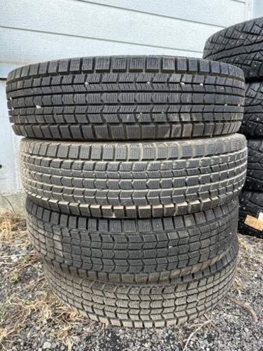 DUNLOP ダンロップ　GRANDTREK SJ7 DIGI-TYPE スタッドレス　4本　タイヤのみ
