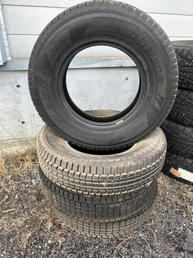 DUNLOP ダンロップ　GRANDTREK SJ7 DIGI-TYPE スタッドレス　4本　タイヤのみ