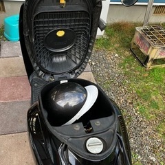 【最終値下げ】ホンダ　トゥデイ500ccスクーター　タイヤ前後新品　バッテリー新品　低走行　ヘルメット付きの画像