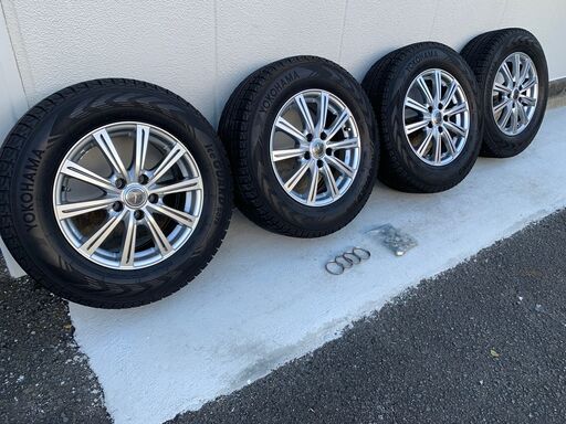 お譲り先決定しました。　スタッドレスタイヤホイール4本セット　２１５/７０R１６　ホンダ　エレメントYH2で使用していました。
