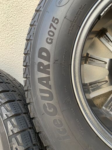 お譲り先決定しました。　スタッドレスタイヤホイール4本セット　２１５/７０R１６　ホンダ　エレメントYH2で使用していました。