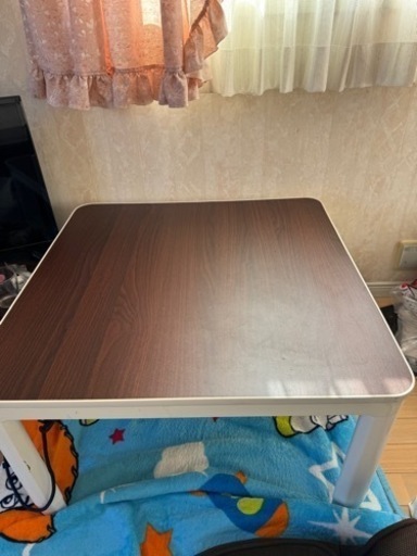 コード有りコタツまだまだ使えます。