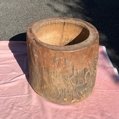 木製の臼 高さ42内径32センチ