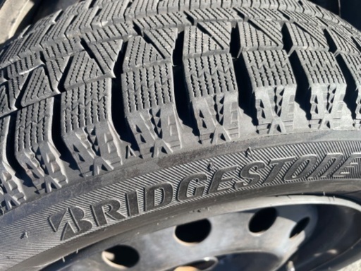 175/65R15  4穴 8部山　スタッドレス屋内保管