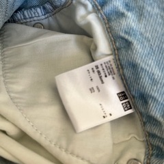 ユニクロ子供服ズボンの画像