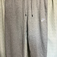 NIKE ミッドライズ スリム ジョガーの画像