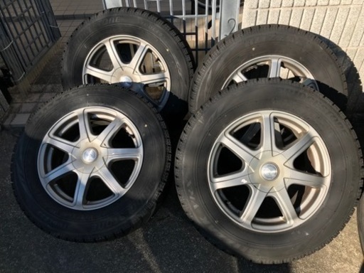 BLIZZAK VRX 215/65R16 スタッドレスタイヤ　16インチ　ホイール付き