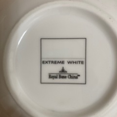 ロイヤル・ポーセリン製ロイヤルボーン食器セットの画像