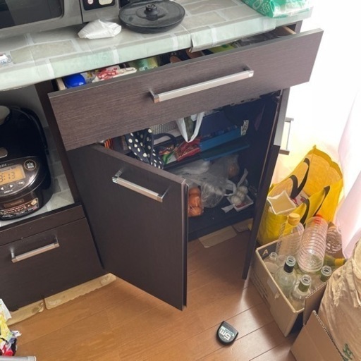 食器棚　