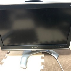 AQUOS 16型　の画像