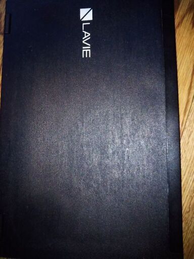 PC-HZ550DAB　NEC LAVIE Hybrid ZEROノートパソコン 軽量 中古ジャンク 圧迫したため画面が壊れ 写真のように写らずジャンク扱いです