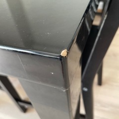 ダイニングテーブルの画像