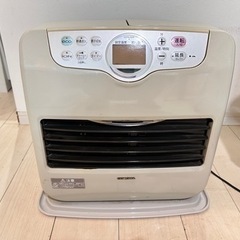 石油ファンヒーター＋灯油ポリタンク＋電動ポンプ