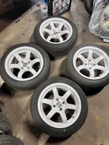 15インチ　8J  タイヤ付き　コンケーブ