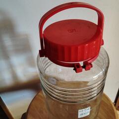 ガラス瓶 2個　5L 梅酒、らっきょう漬、果実酒　の画像