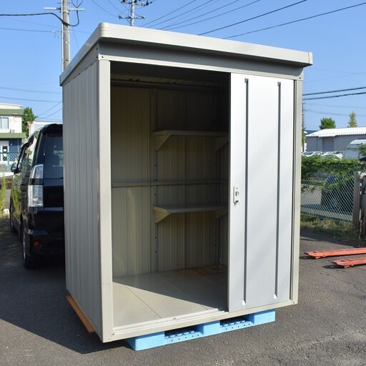 【取ヤ12/16終了】≪zyt1208ジ≫ 外物置 3枚引き戸タイプ 幅1723x奥行1323 約1.5畳 シルバー系 メーカー不明/