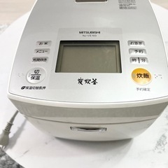 【美品】定価約3万円　IH炊飯器⭐︎炭炊釜 NJ-VE103-W の画像