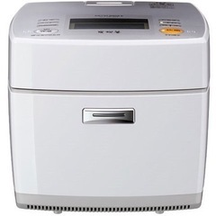 【美品】定価約3万円　IH炊飯器⭐︎炭炊釜 NJ-VE103-W の画像