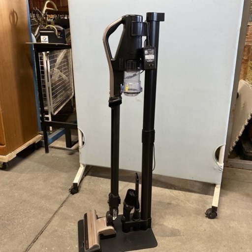 日立　充電式掃除機　PV-BHL2000J