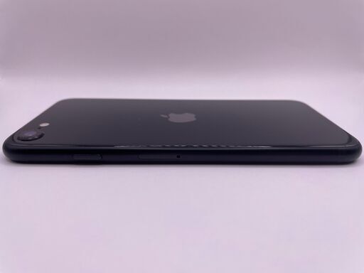 iPhone SE2 整備済品　ブラック 128 GB SIMフリー101　バッテリーとスクリーンを新品に交換済　初期不良について6か月の無償修理保証付き