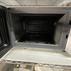 山善　電子レンジ　フラットテーブル　PRW-F180(W)の画像